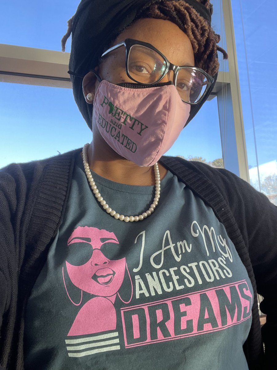 alyciaworthy08's tweet photo. It may be a Conversation Starter but it’s true….Thanks ⁦@doctrues⁩ for always creating “conversation starter” masks that I buy or allowing me to help co-create then buy and also for sending me to Roses to get a black history shirt. This is me…#PrettyandEducated #iamadream https://t.co/D9RylOfirF