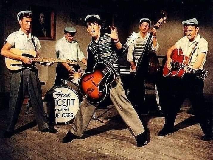 muatiaiskissa's tweet photo. Hail The King!
Happy Birthday Eugene Vincent Craddock born this day 11.2.1935
#genevincent #thebluecaps #rockabilly https://t.co/k8jqE6PPAS