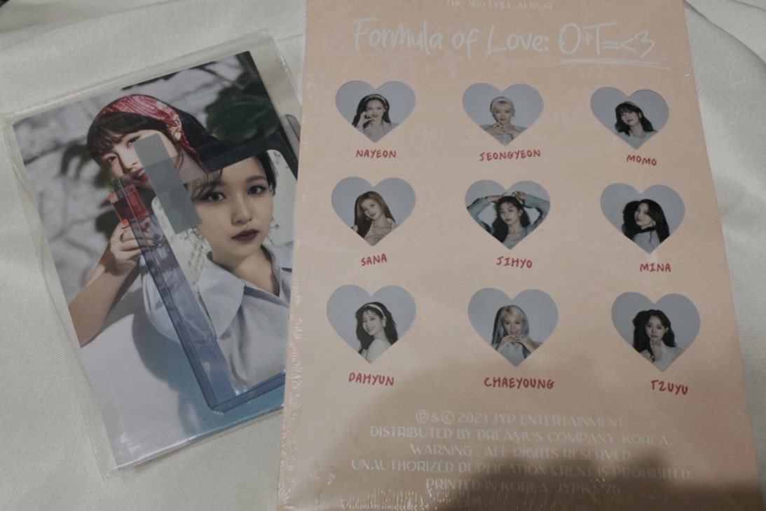 yejiseungscart's tweet photo. mina vce pc haver 😵💫 thank you so much @ryujiniecart! #tnxderyllmuch https://t.co/EvjPxDo0Vo