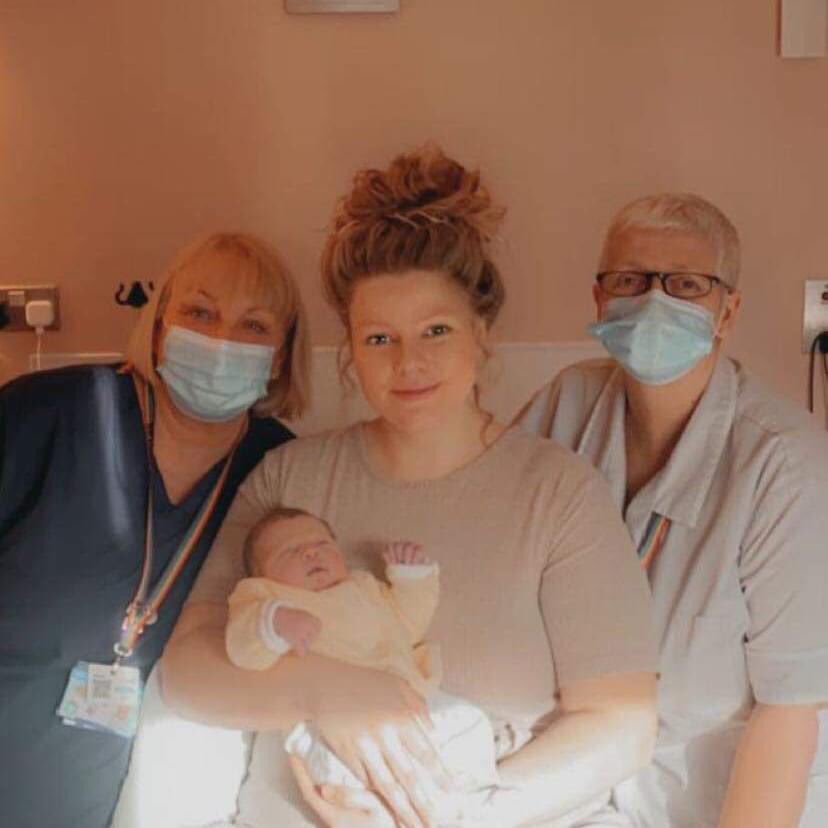 💟 Now this is taking 'Continuity of Care' to another level - MW Alison cared for Hannah throughout pregnancy and birth...Alison was also HCA Joyce's MW during her pregnancy with Hannah! 💕🎉#CoC #BetterBirths. @mcareetrixie @TeamCMidO @Kathryn83673952 @JennaWall19 @julesb300