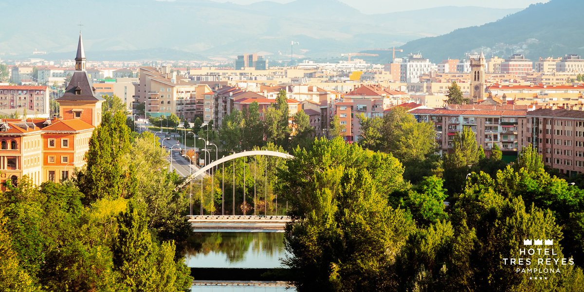 TresReyes_Htls's tweet photo. Tiempo estimado para enamorarse de #Pamplona: un pestañeo. 😉 El casco antiguo es la prueba y un paseo ideal desde #HotelTresReyes. ¿Lo comprobamos?

https://t.co/Ml8PYv91E9
#SomosTuHotel #Navarra #hotel https://t.co/Ley9J5YlTd