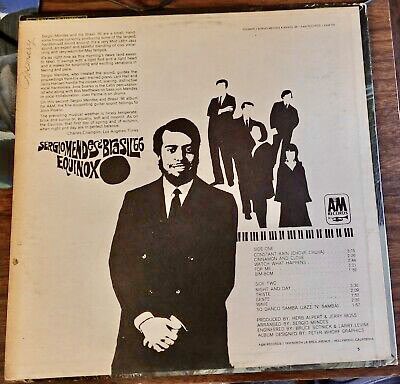 FrankMalfitano's tweet photo. CLASSIC LP OF THE DAY: Happy 81st Birthday to #Brazilian #Jazz #Pop #BodsaNova #musician #arranger #SergioMendes here’s his very popular band’s 1967 hit album produced by #HerbAlpert & #JerryMoss featuring songs by #AntonioCarlosJobim #MichelLegrand etc #Brazil66 #1960s #lp 🇧🇷 https://t.co/zRO0ru3MWN