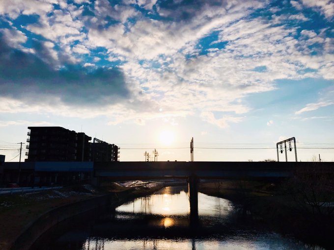 確実に日が伸びた気がします。そんな金曜日。 