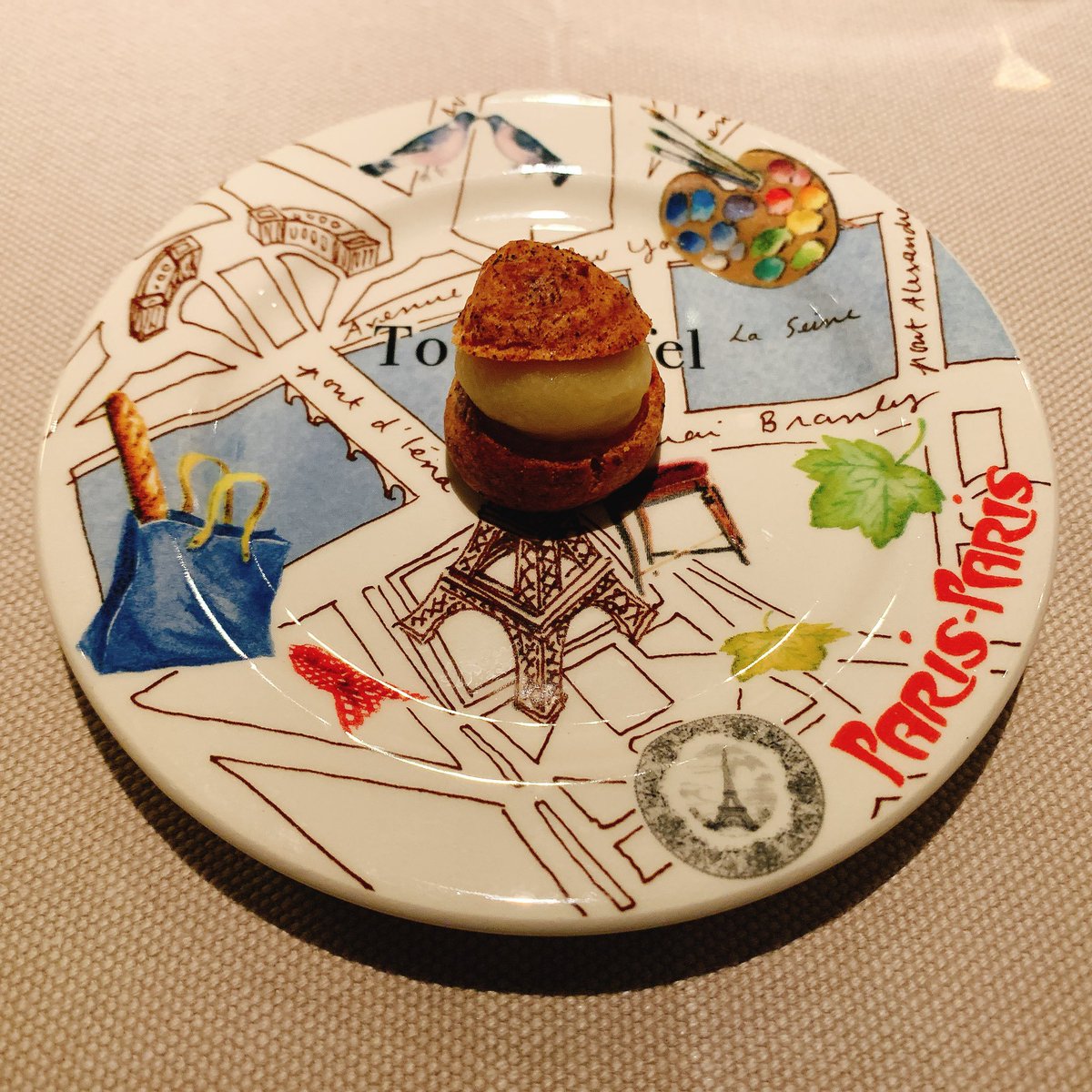 tomochi_0x3's tweet photo. 凄く行ってみたかった『Saucer』
全て料理に感動で、ワインも料理によって選んでくださって美味しかった🍷💕

コンソメスープ凄く好みの味でした💕💕

また5月以降に予約しよう☺️ https://t.co/bMwP9EGU4E