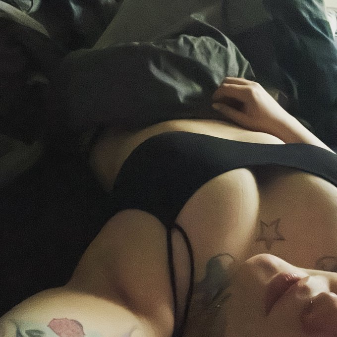 Guten Morgen ❤️ #GutenMorgen #FridayMotivation   Wer das Bild ohne Stoff sehen m&ouml;chte darf mir gern auf<a href="/tag/gutenmorgen"class="tags">#GutenMorgen</a><a href="/tag/fridaymotivation"class="tags">#FridayMotivation</a>