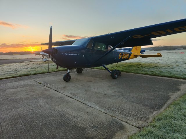 HighLevelPhoto's tweet photo. Early morning start for photographer Alex and our Pilot Saf.  They head off on a photo mission to Scotland and back.  With assignment in between. All in a day  #pilotlife #photography #aerialphotography #cessna #cessna172 #Icy #Dawn #sunrise https://t.co/3GWG1ryp4s