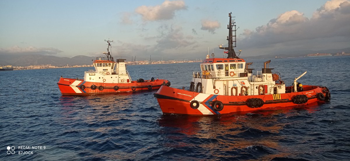 Beautiful day yesterday in the #bayofgibraltar #work #tugboat #resolvemarine