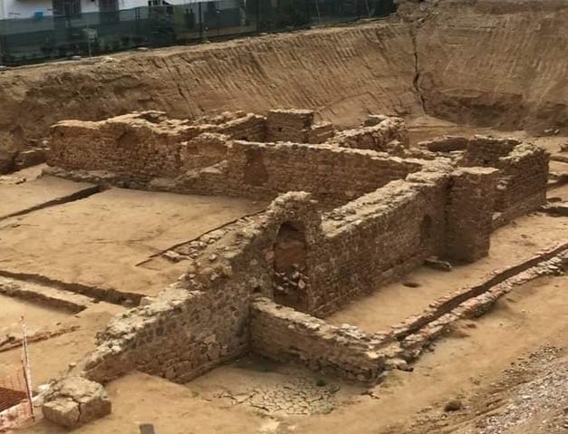 Calellaromana's tweet photo. 🔴 Carta oberta al Molt Honorable President @perearagones, demanant que s'aturin les obres de l'@Aldi_es i es converteixi la vil·la romana de #Calella en un parc arqueològic.
Ens ajudeu?
Us podeu adherir en el següent enllaç i compartir-lo👇
https://t.co/4OAVwVDiUu
Gràcies 🙌 https://t.co/9S8FYdBnfX