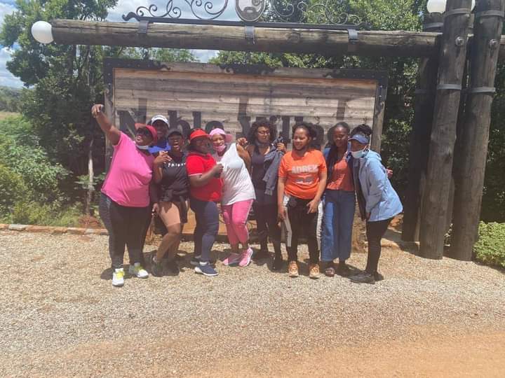 SowetoBNBL's tweet photo. We had an amazong hike at Sable RanchHiking Trailsthis past weekend. https://t.co/c9nMRrS1pi