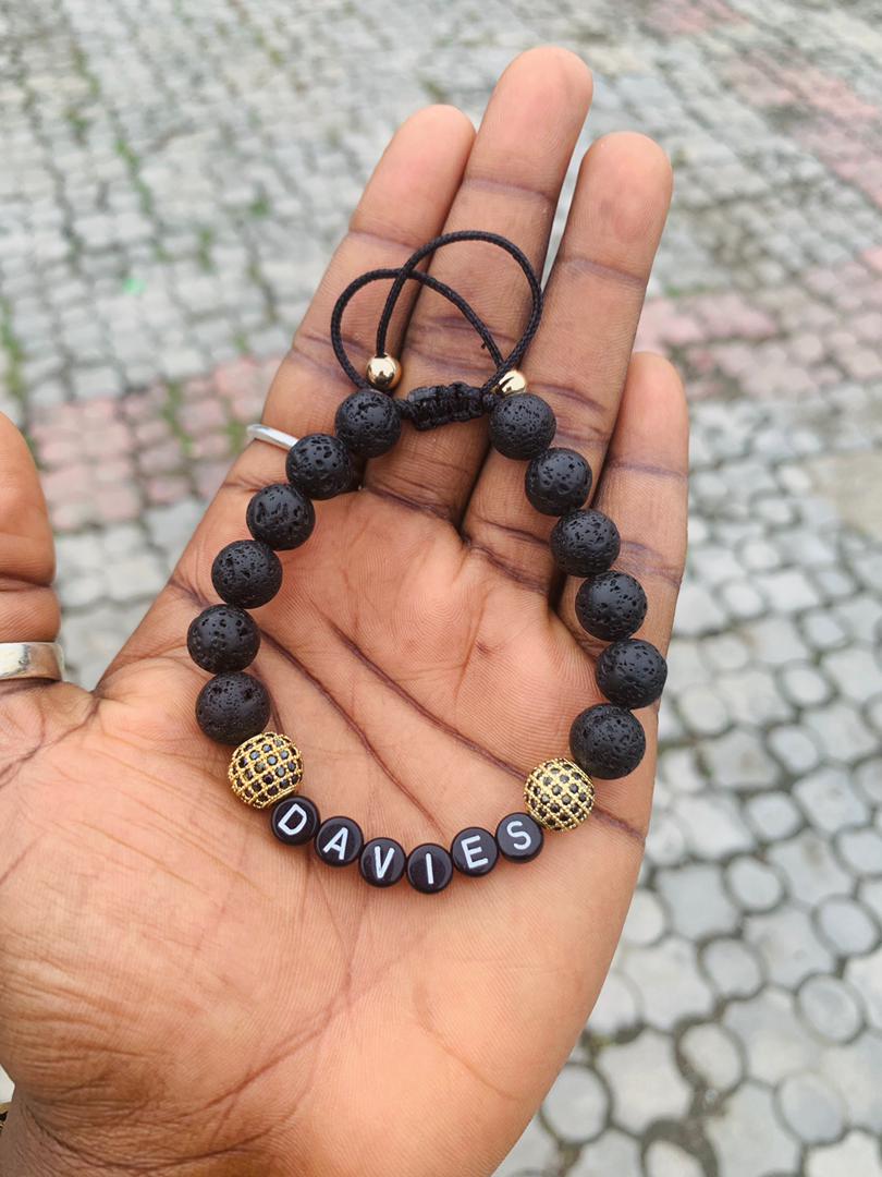 #NameTags ❤
Get your bracelets customized with whatever  name you prefer💯

Tell us, what name would like on your bracelet? 

#beadbracelets #namebracelet
#oxlaid #gemstonesbydimepiece #gsdbracelets