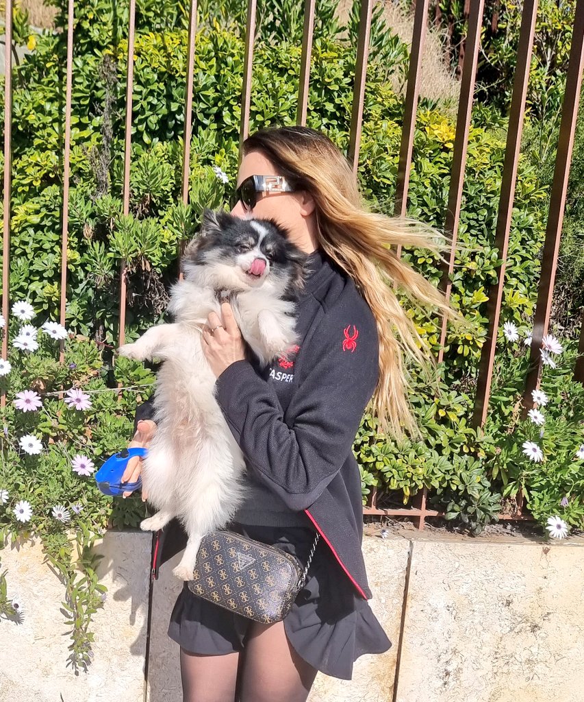ValerijaBett's tweet photo. GM is this me and little Casper web 2.0 vs 3.0? ๐
๐คฃ
#Casper #CasperNetwork #foreststaking https://t.co/9tqGQ2Ws8n