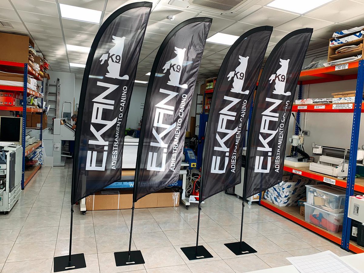 Os preparamos todo lo necesario para daros visibilidad. E.Kan Adiestramiento Canino lo saben bien y nos han confiado la preparación de sus #banderas para su fantástica 1ª Quedada Nacional de Perros Nórdicos que tendrá lugar este finde en Tejeda de Tiétar.
¡No os lo podéis perder!