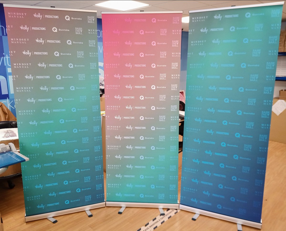 We're loving the subtle effect of these pull up banners. Giving us 🌅🌊 feels. 

☎️ 01244 313 337
✉️ info@printworkschester.com
🏰 Commonhall St, Chester CH1 2BJ