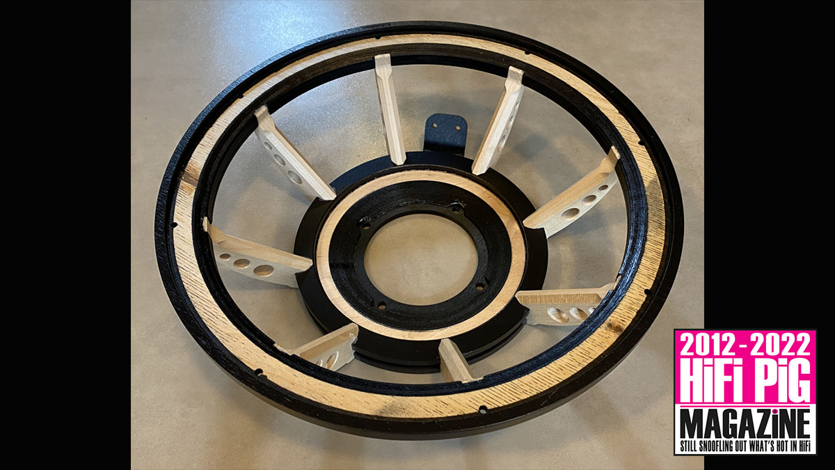 Hifi_Pig's tweet photo. French brand #Totaldac create a new wooden frame for their proprietary driver in the d100-chestnut loudspeakers
https://t.co/Sy5ysPWkMz
#hifi #hifinews #highendaudio #frenchhifi #french #loudspeakers #audiophile #audio #DigThePig #hifipiglovesyou https://t.co/kty5cxJQon