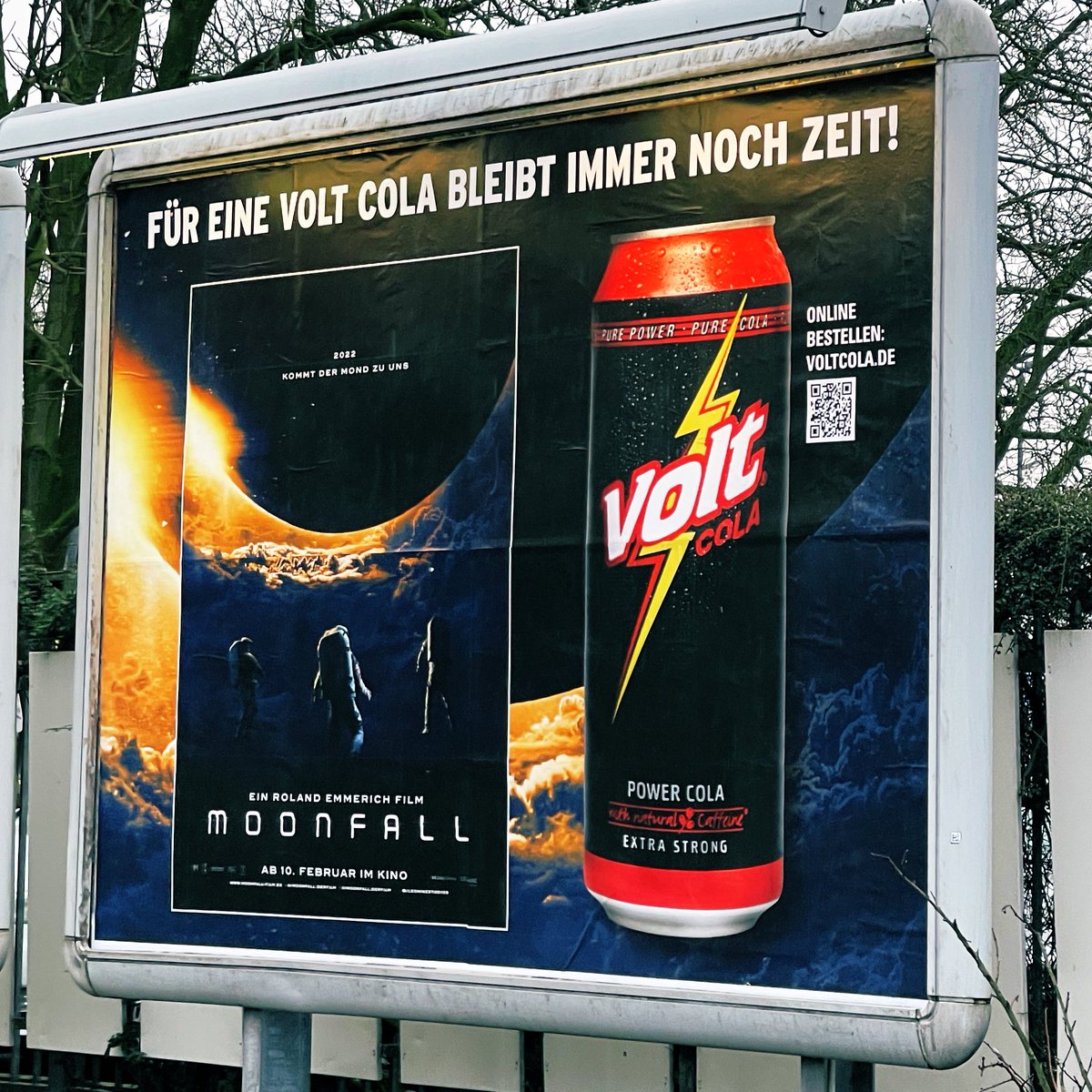 Robert Michel (@robvegas) on Twitter photo Ich musste schmunzeln. Well done. #Moonfall Ich musste schmunzeln. Well done. #Moonfall
