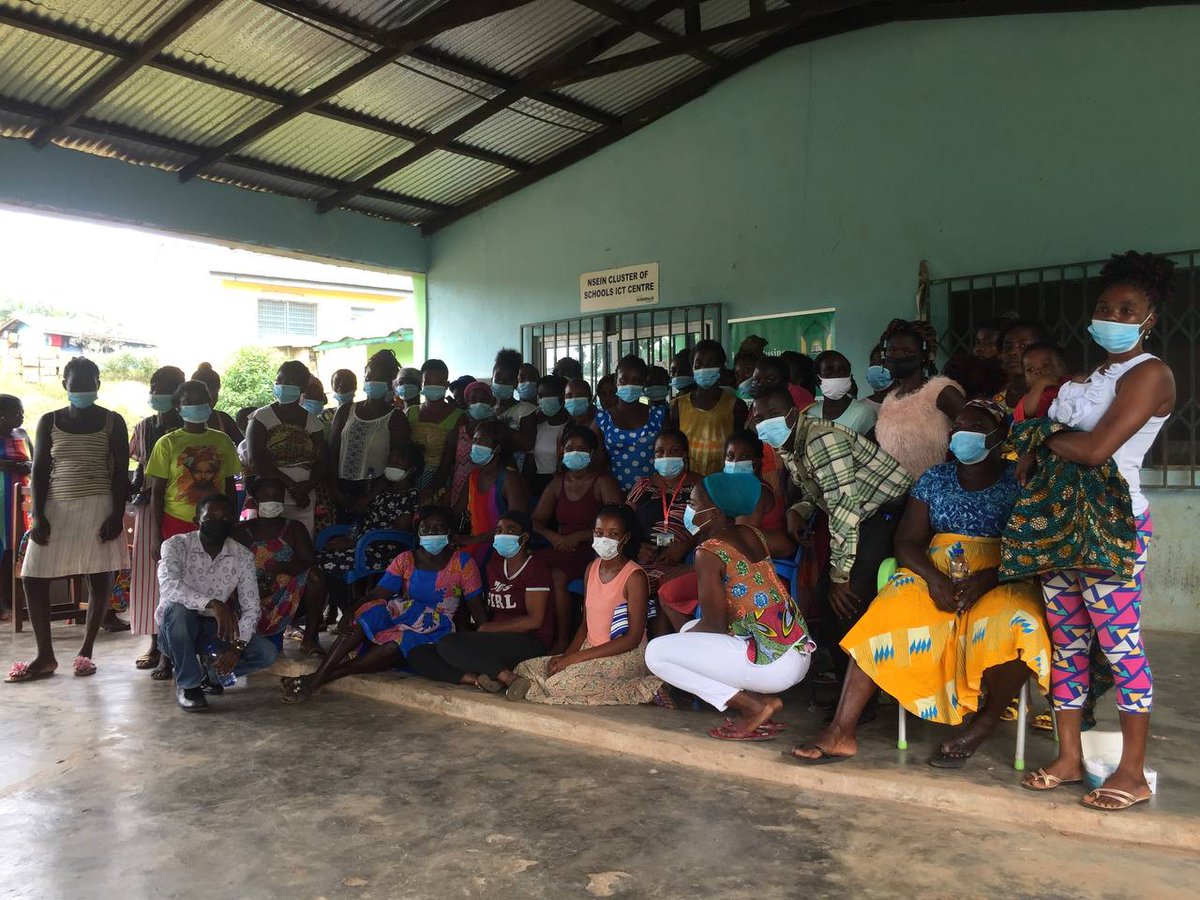 UMaTHub's tweet photo. Our roadshow to highlight the GrEEn Incubation Programme targeted at women entrepreneurs and aimed at providing more information on the GrEEn Bootcamp for women entrepreneurs happened live @Axim, Western, Ghana. #snvgh #viral #GrEEn #UHub #GrEEnproject #womeninbusiness https://t.co/o51iZJKhno