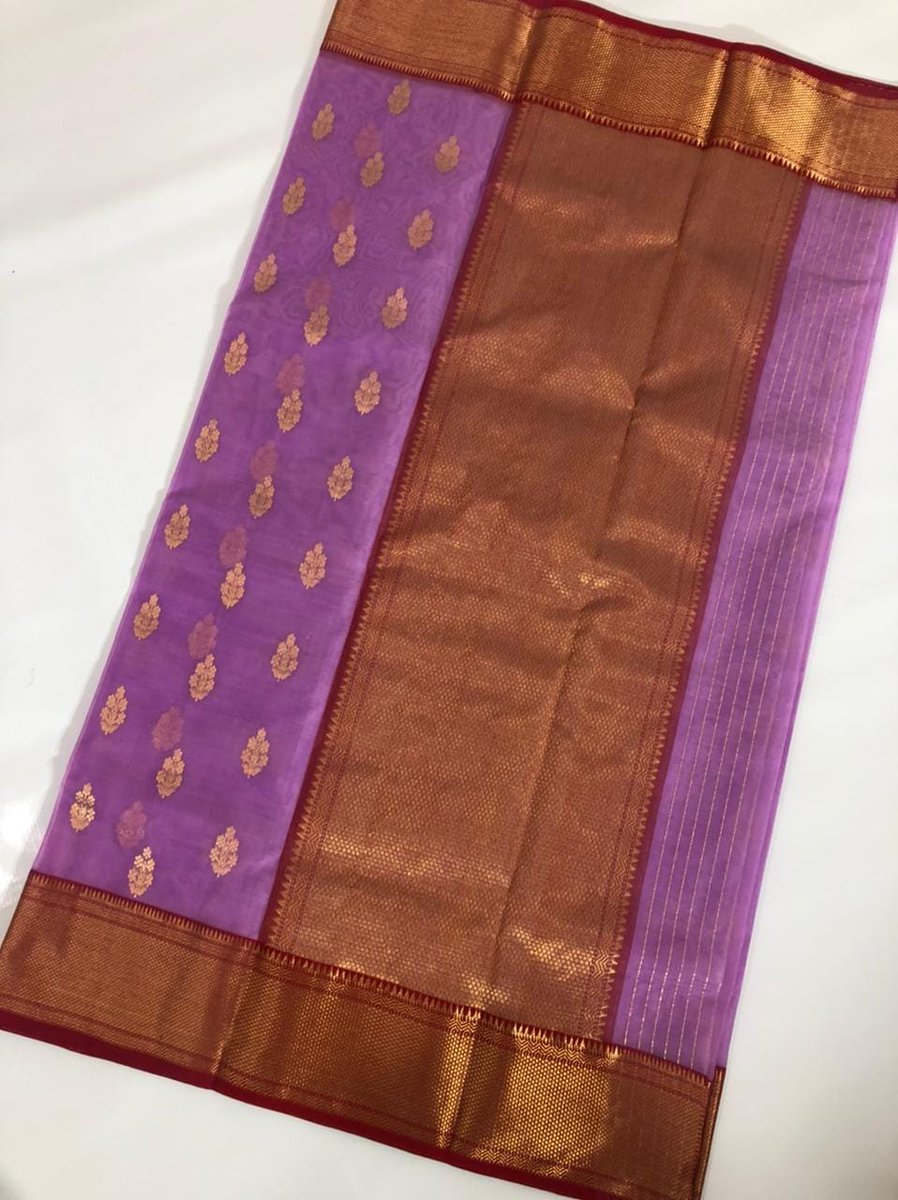 ThanksChanderi's tweet image. Katan silk nakhsi border ghani booti taraj pallu shop chanderi saree visit website thankschanderi.com