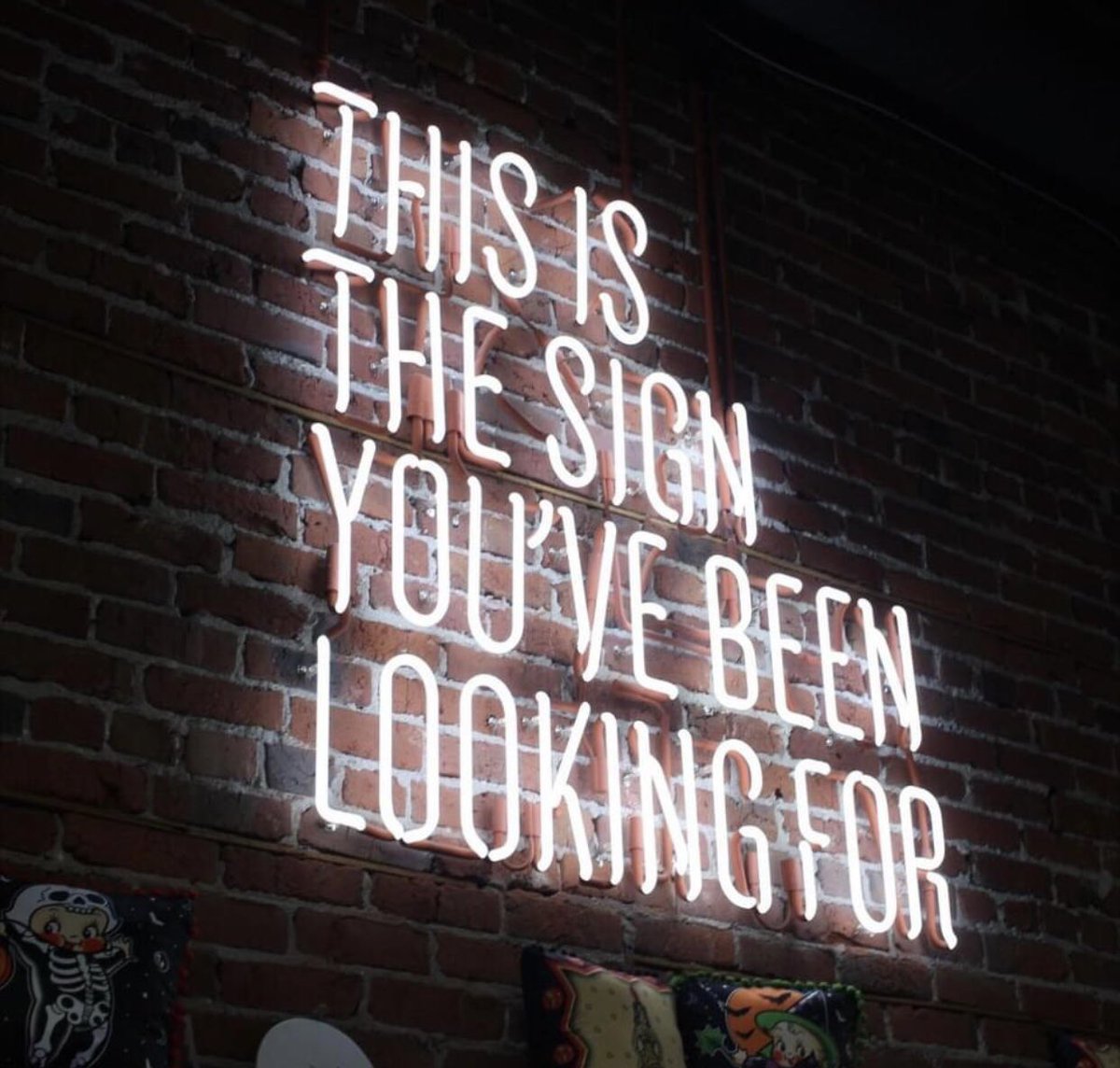 Yes you are allowed to get a cleaner. 

Call Marion on 07971 404 869 to book and get your me-time back as well as a clean home.  #FridayFeeling #gethelp #freetime #metime #cleaning