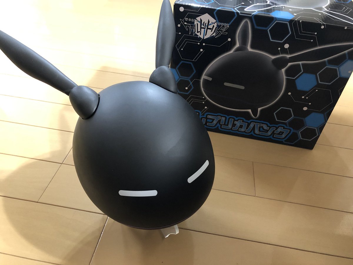 レプリカー！！ めっちゃ可愛い😆 貯金箱に見えない…笑 #ワールド