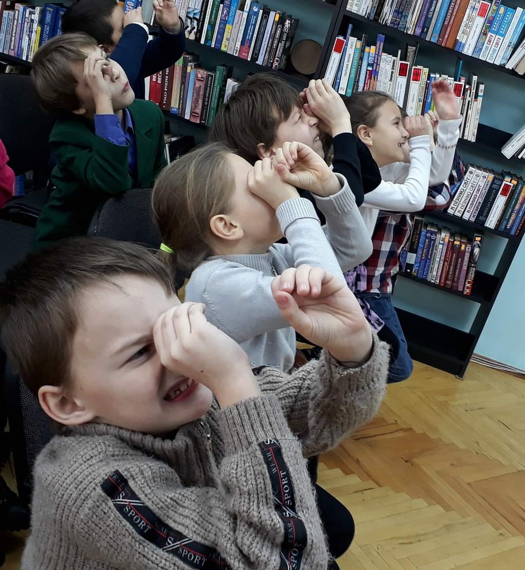 Бібліотека Усенка tweet media