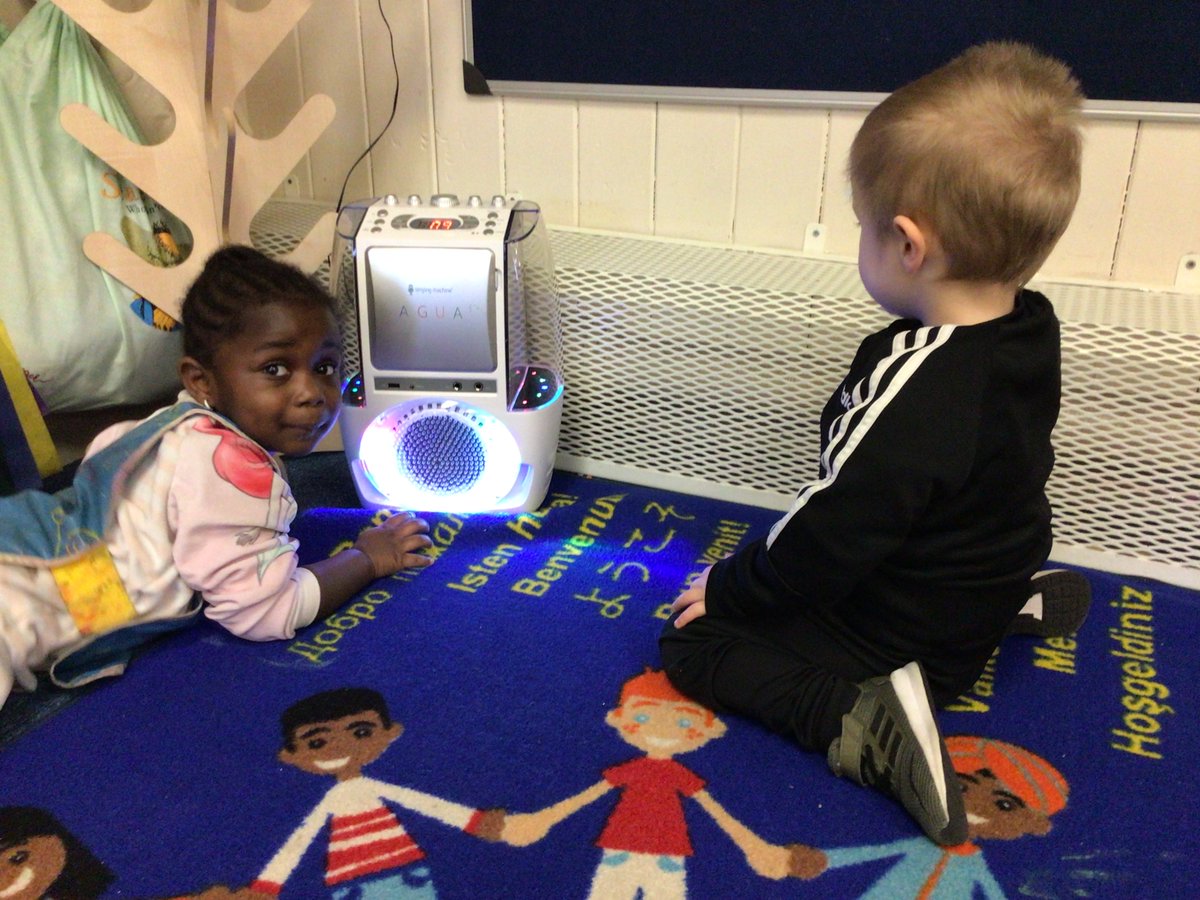 Nurseryboule's tweet image. Our music with lights and water was of great interest to some of the children this morning. Alex enjoyed feeling the vibrations from the sound. #ExploringMedia