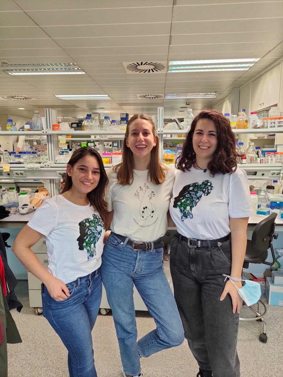 Today, Ana, Clara and <a href="/Irenegc96/">Irene González</a> wore the right t-shirts to celebrate #11F2022 #DiaDeLaMujeryLaNinaEnLaCiencia 💪💪and best wishes from  <a href="/FerrandizLab/">FerrandizLab</a> <a href="/IBMCP/">IBMCP - Instituto de Biología Molecular y Celular</a>