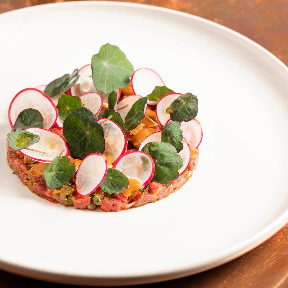 Socialeathouse's tweet photo. Offering comfort and charm in the heart of soho, we deliver a contemporary and diverse menu, showcasing the very best locally sourced produce. Choose from our range of lunch, a la carte, vegan &amp; vegetarian menus or enjoy a unique tasting menu at our chef’s counter 🙌🏻 https://t.co/Tcdk836JUR