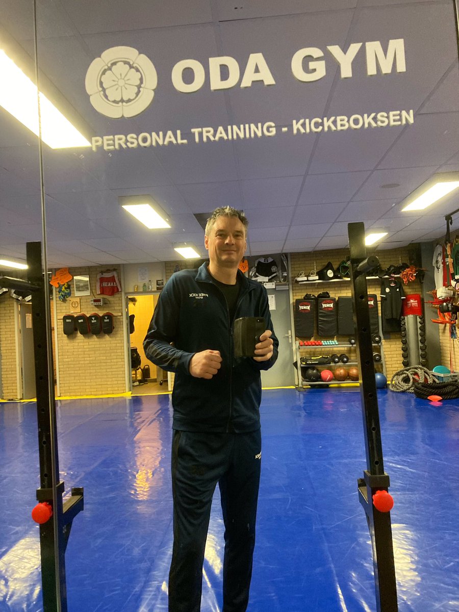 Keurmerk Vechtsportautoriteit voor ODA Gym!

De Haagse sportschool ODA Gym heeft het Keurmerk Vechtsportautoriteit in ontvangst genomen. De sportschool voldoet aan alle eisen die de Nederlandse Vechtsportautoriteit stelt op het gebied van gezondheid, veiligheid en gedragsregels.