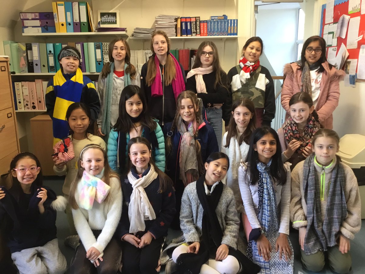 UrsulineYear6's tweet photo. #DressedtoExpress #UrsulineY6 are looking colourful and expressive. #UrsulineHeartMIndSoulwearing a SCARF for - Safety, Caring, Achievement, Resilient and Friendship https://t.co/yhGCbcHHv4