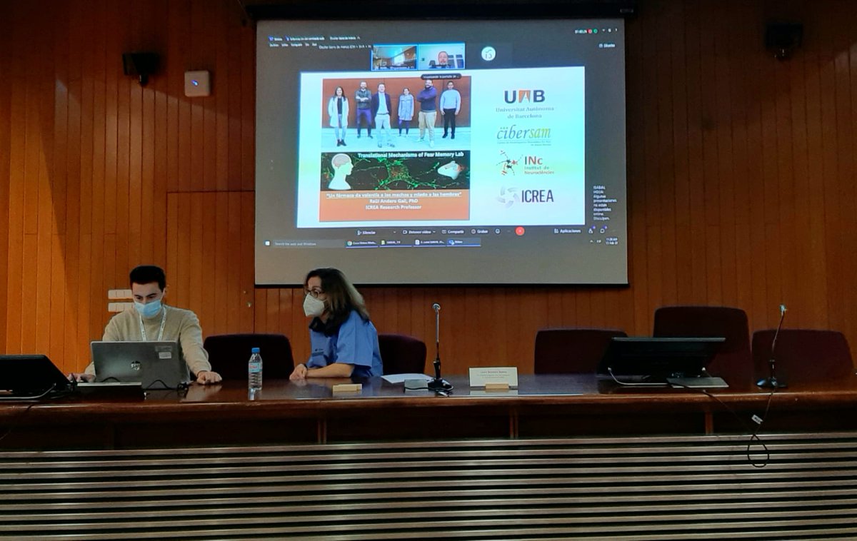 isabial_iis's tweet photo. 💜#11F2022 #diamujeryninaenlaciencia
🔬Ponente invitado de la segunda mesa #ISABIALWomenInScience @AnderoLab @UABBarcelona👇
“Un fármaco da valentía a los machos y miedo a las hembras”. Estudio que demuestra que un mismo fármaco tiene un efecto opuesto en la memoria según el sexo https://t.co/V7aXkgLkFu