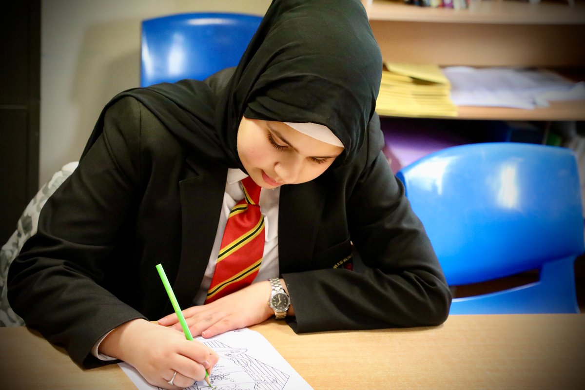 SmithillsSchool's tweet photo. MINDFULNESS ACTIVITIES ✍️

🤩 What an amazing session we had today for Children's Mental Health Week.

🖍 Mrs Worsley shared some tips on how simple mindfulness activities can help reduce our day-to day stresses.

RT @SmithillsMH 

#ChildrensMentalHealthWeek #SmithillsSchool https://t.co/xenoyeiK6m