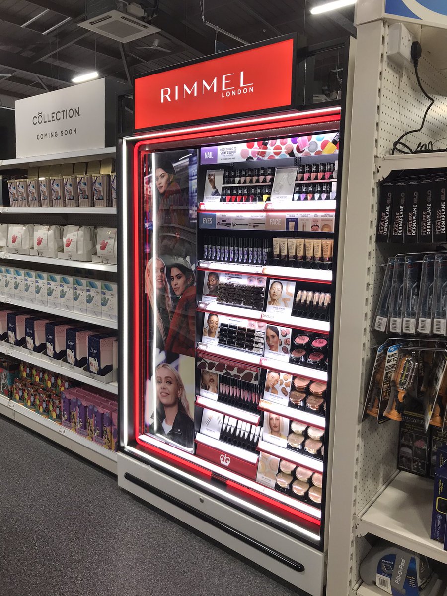 LucyIngram_IGD's tweet photo. Lots to love at the largest @Poundland in the UK. The Nottingham store opens tomorrow and is a great showcase for how Poundland and the variety discount channel is evolving. Look out for my insight report on the store on @RetailAnalysis soon. #poundland #discount #retailanalysis https://t.co/S06T0D6HWX