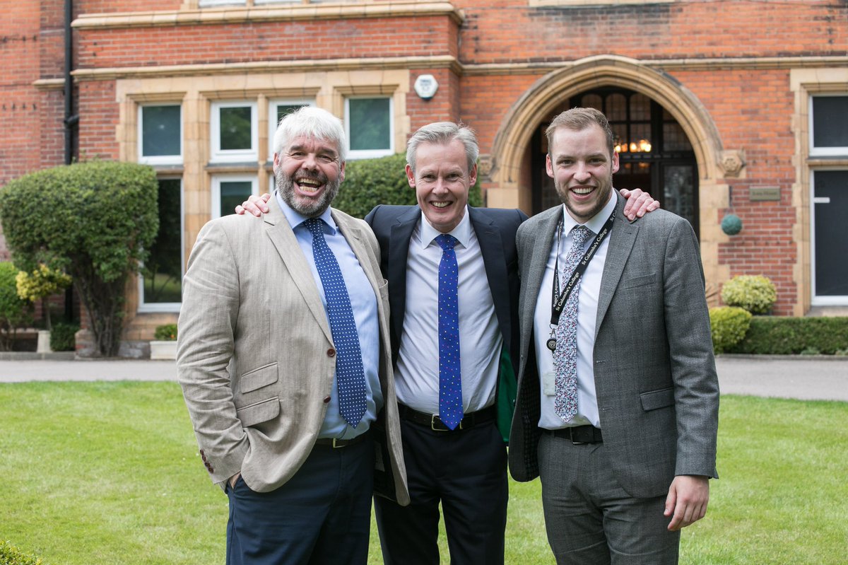 StColumbasCaree's tweet photo. Today I would like to welcome Mr Wright as the new Head of @StColumbasCaree It has been an honour and pleasure for @pak1066 to work with this special team over the past six years and I wish @StColumbasHerts the very best https://t.co/DFCG579lDk