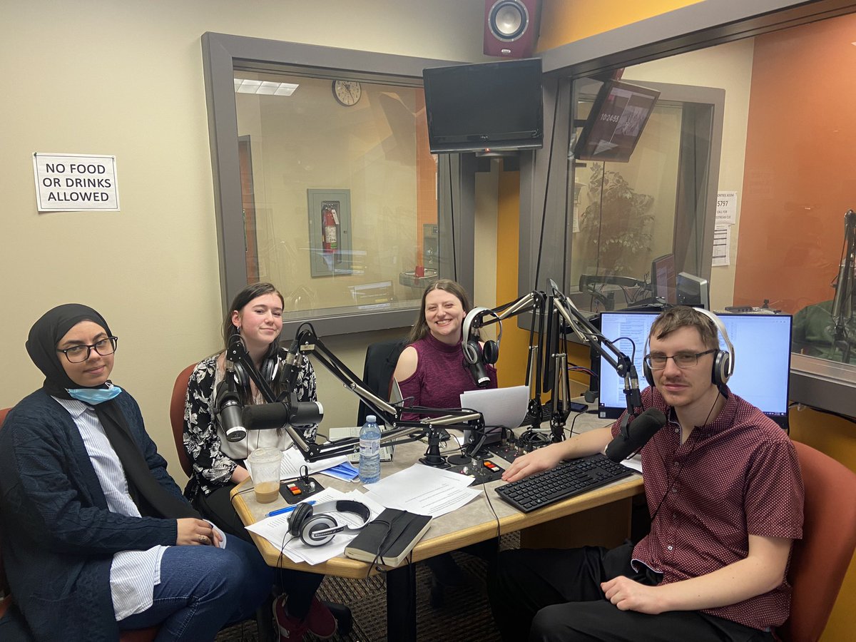 <a href="/CJAMFM/">CJAM 99.1 FM</a> 99.1 @ 12 noon, listen to <a href="/Bigmanbalogh25/">Zachary Balogh</a> @rs_livingston <a href="/VienneDuchene/">Vienne Duchene</a> <a href="/mshussein571/">Maha Hussein</a> 🎚🎙🎧 #Radio #mediaplex