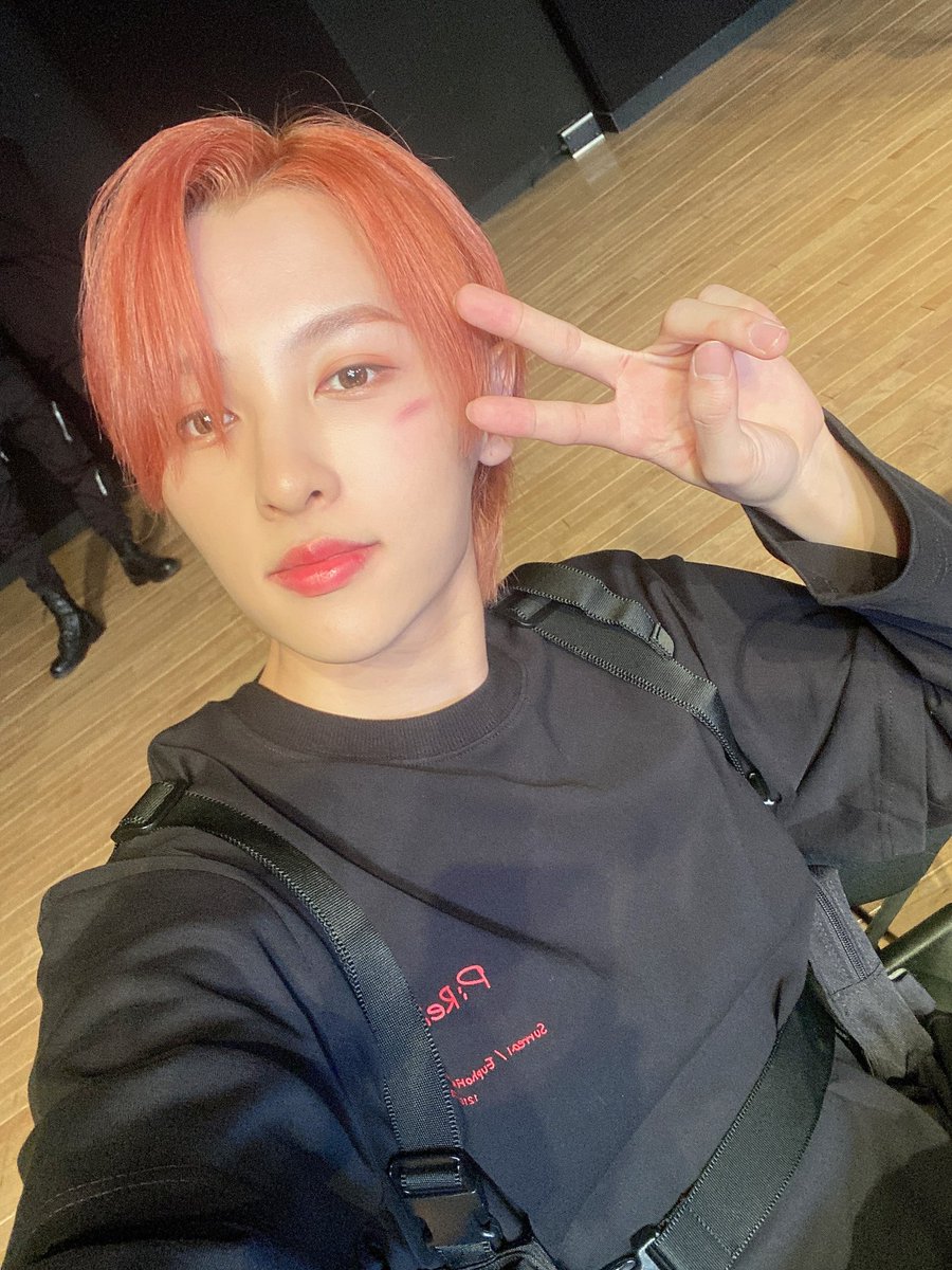 AOnlyoneof's tweet photo. 220211 | • تويتر 
تحديث ري بالتويتر 

ليون🦁 شكرا لكم لجعلي سعيد اليوم ❤️❤️

-Z
@OnlyOneOf_twt
#OnlyOneOf https://t.co/OISv2MGZmk