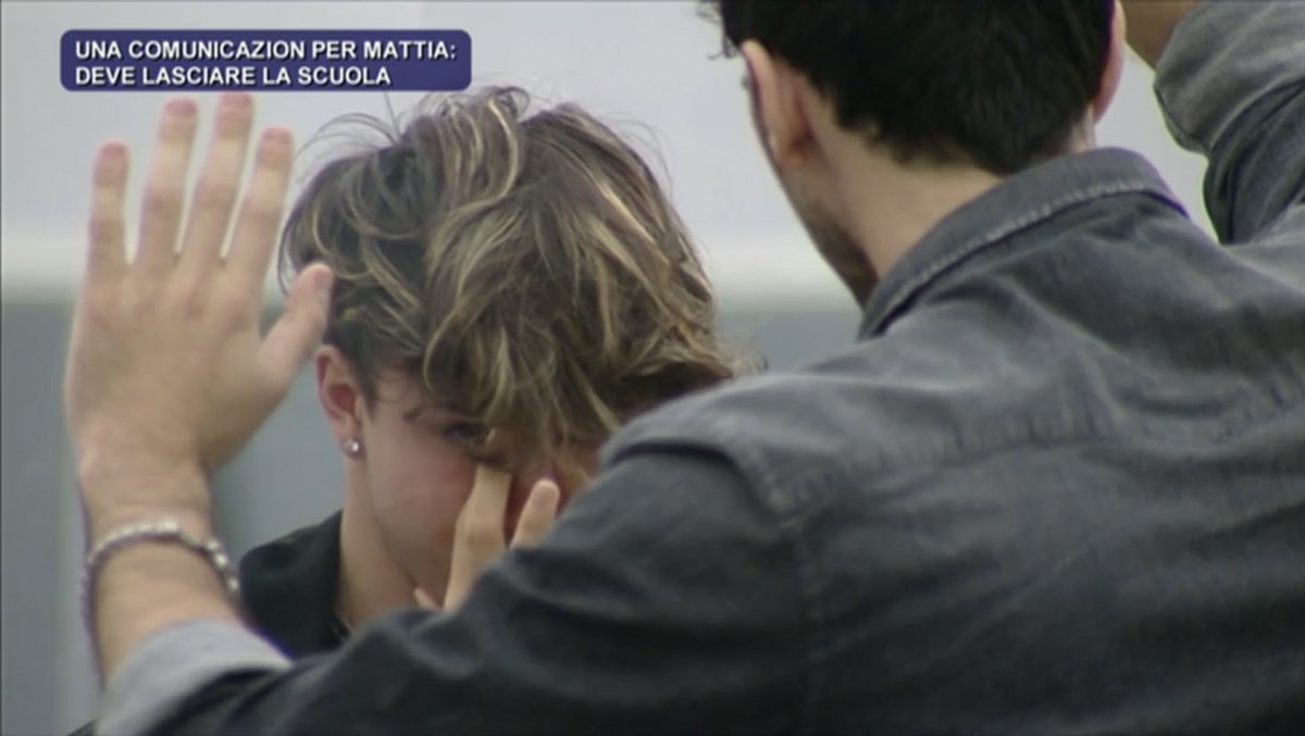 aistesisagape's tweet photo. Un’amicizia come la loro.
Due fratelli nel vero senso della parola.
Siete così speciali.
É un brutto momento ma vi dovete fare entrambi forza.
É comunque da notare come Mattia subito cerchi Christian.
Siete due piccoli 🥺❤️ #AMICI21 https://t.co/Gt3JKd8UUK