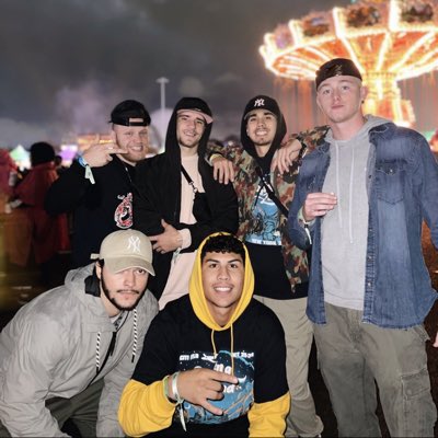 RGarcia_25's tweet photo. #NewProfilePic https://t.co/HHk00wTRBY
