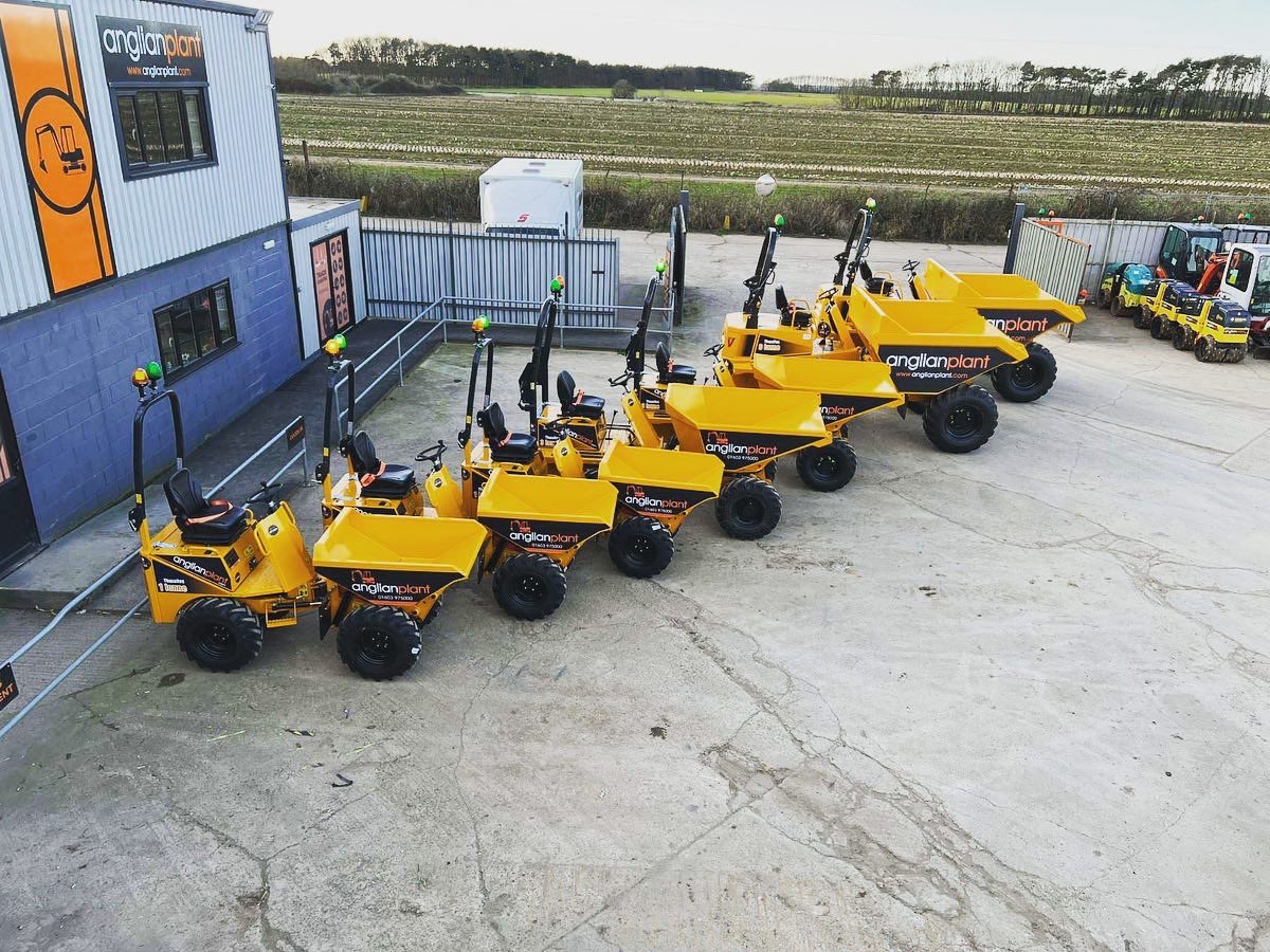 AnglianPlant's tweet photo. This week we saw the first of our @thwaitesdumpers order! 

They’ve all been inspected &amp; booked for next week 👊🏻

If you missed out on the shiny metal, don’t stress. There’s plenty more to come!

#dumpers #sitedumper #thwaites #newkit #planthire #planthireuk #anglianplant https://t.co/4DcQNuruff