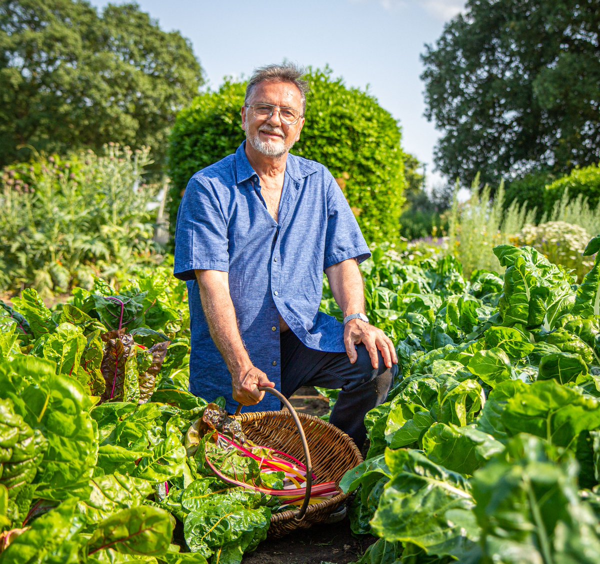 Tomorrow on Simply Raymond Blanc, I am sharing with you some of my favourite dishes for you to create for your loved ones. 

I hope you enjoy 😍

⏰ 11.40
📺 <a href="/ITV/">ITV</a>
