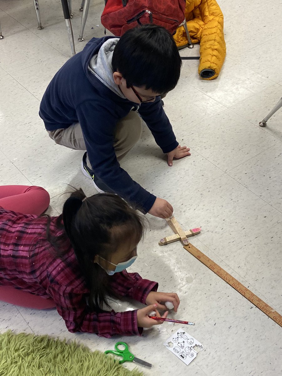 kstephens622's tweet photo. Science X Day! Loving building Rube Goldberg machines, learning about Density Gradient using liquids, and Building Catapults #secondgrade #oceeelementary @OCEEPrincipal @discoverscience @OefOtter @oceeotters https://t.co/vLmxFLK7HH