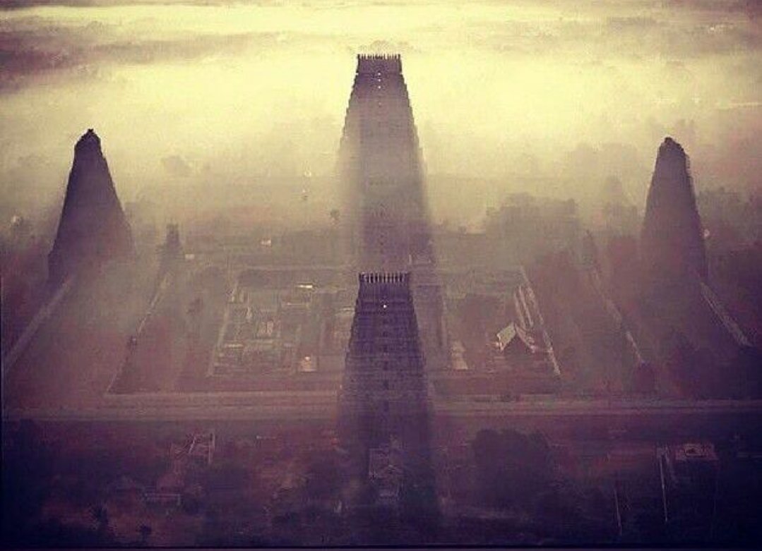 LostTemple7's tweet image. I am from that Era...... 

When fairy tales were not the Stories but the Realities itself ❤️