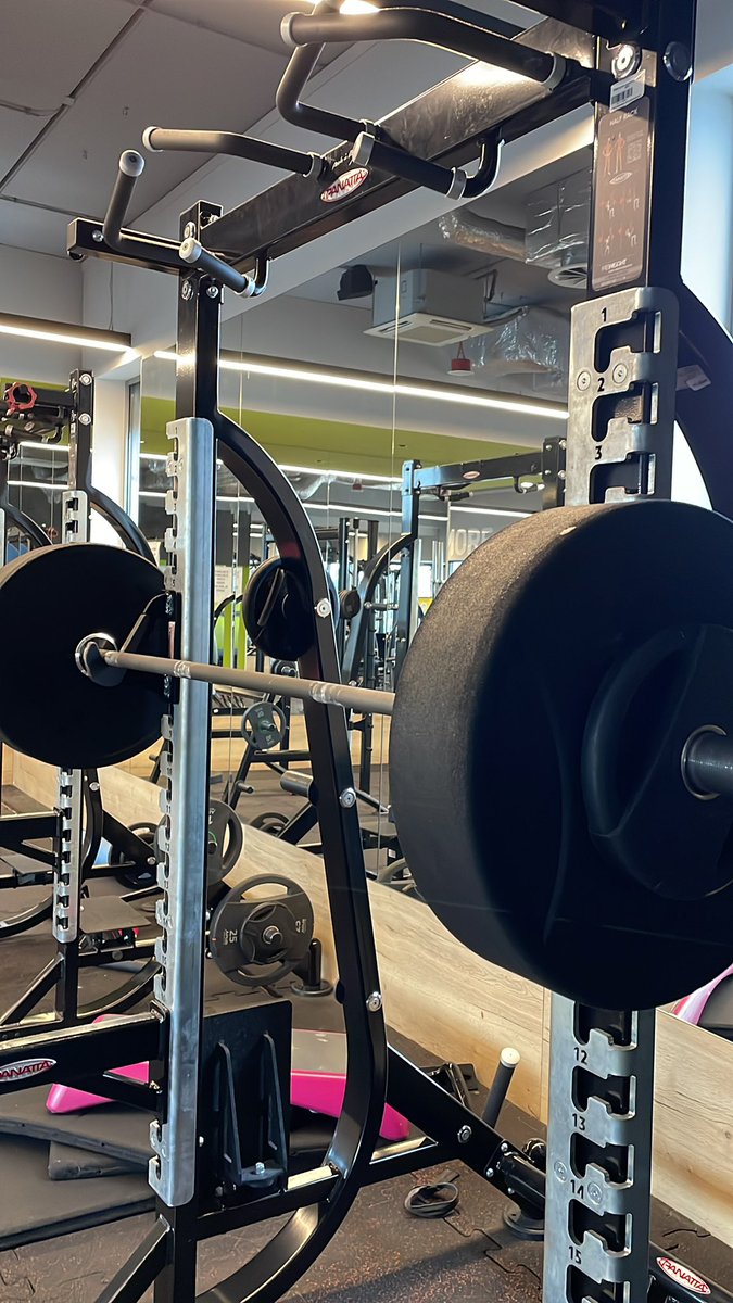 Alex Mathers | π (@alexmathers84) on Twitter photo One of the best things I do for cognitive performance.
This makes me a better writer.
Leg day squats.
No shoes (thanks <a href="/anthonysramblin/">Anthony CHAD-DAD Knobbe</a>) One of the best things I do for cognitive performance.
This makes me a better writer.
Leg day squats.
No shoes (thanks <a href="/anthonysramblin/">Anthony CHAD-DAD Knobbe</a>)