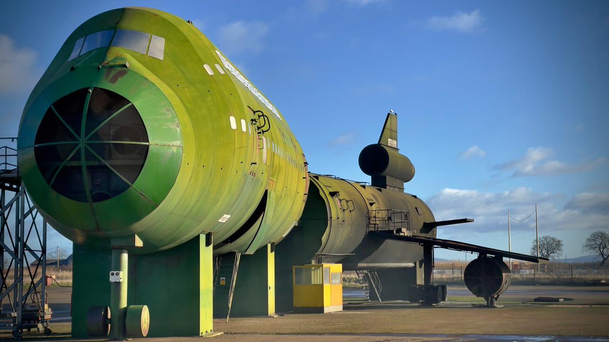 AirfieldFire's tweet photo. ๐จ๐ผโ๐ Earlier this month we sent one of our Crew Commanders up to The International Fire Training Centre to carry out a revalidation qualification to be a Lower Catagory Airfield Supervisor.
#shuttleworthcollection #teamavfs #teamwork #firefighters #aviation https://t.co/hRLjb8i8qq