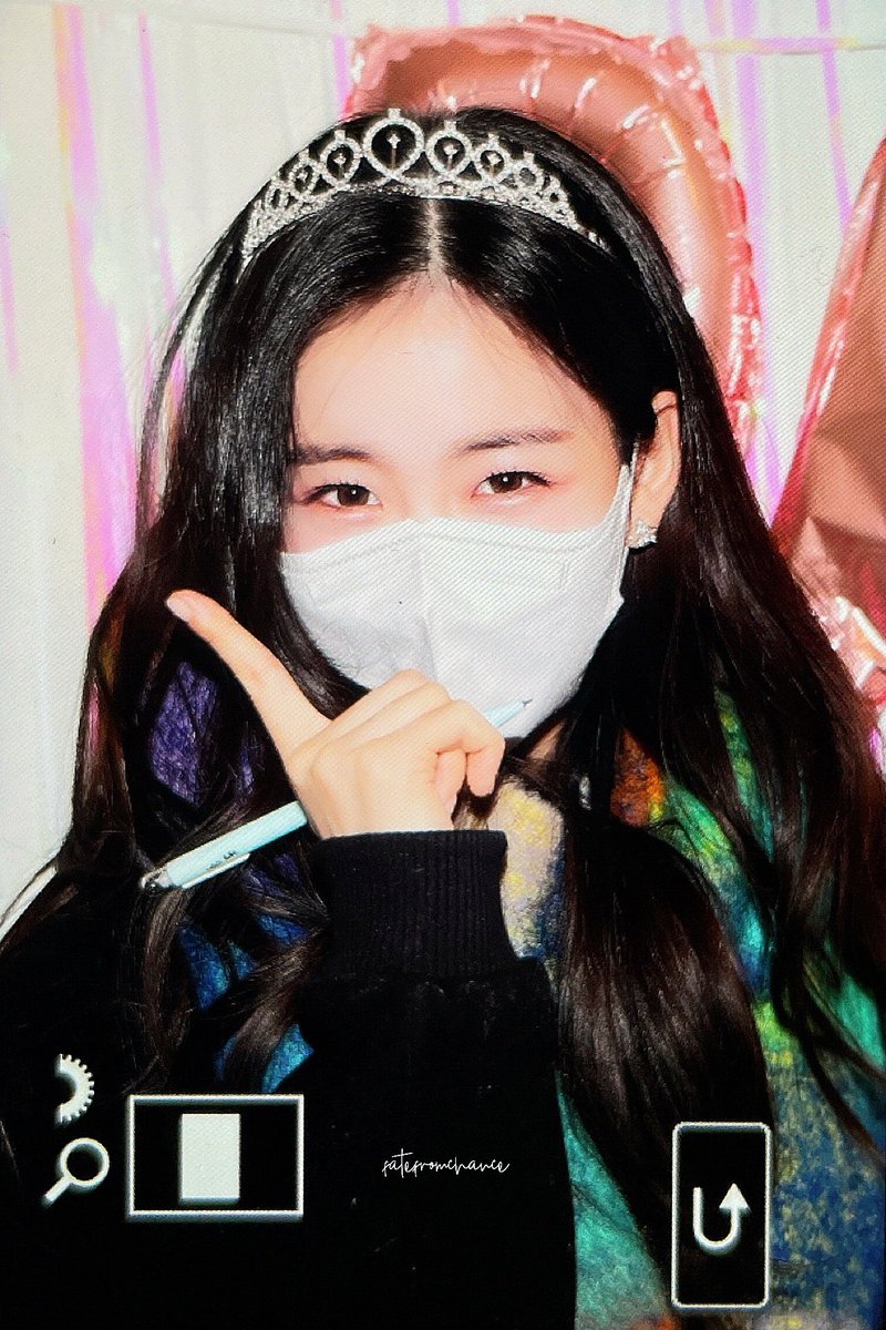 ffc_211's tweet photo. 220211 공주왔다감💗
#우연 #wooyeon #우아 #wooah https://t.co/WjN6VZ7IwE