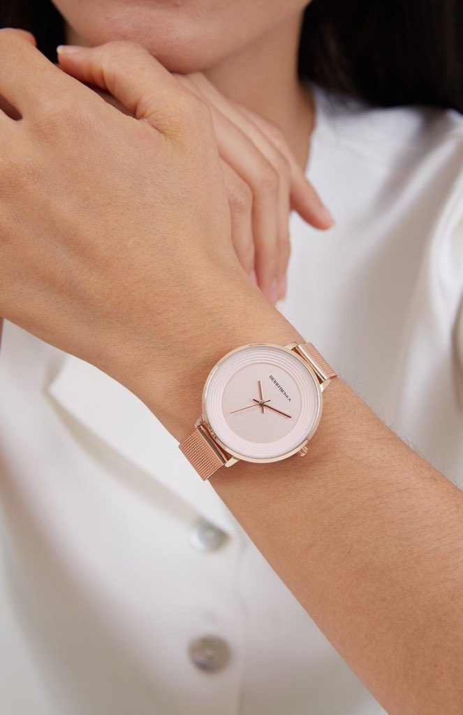 shopeeXhunter's tweet photo. ⌚️Jam Tangan Casual Wanita⌚️

Rekomendasi Jam Tangan Bikin Kamu Terlihat Elegan Setiap Saat

A Thread⤵️ https://t.co/Sp0G6tbIQq