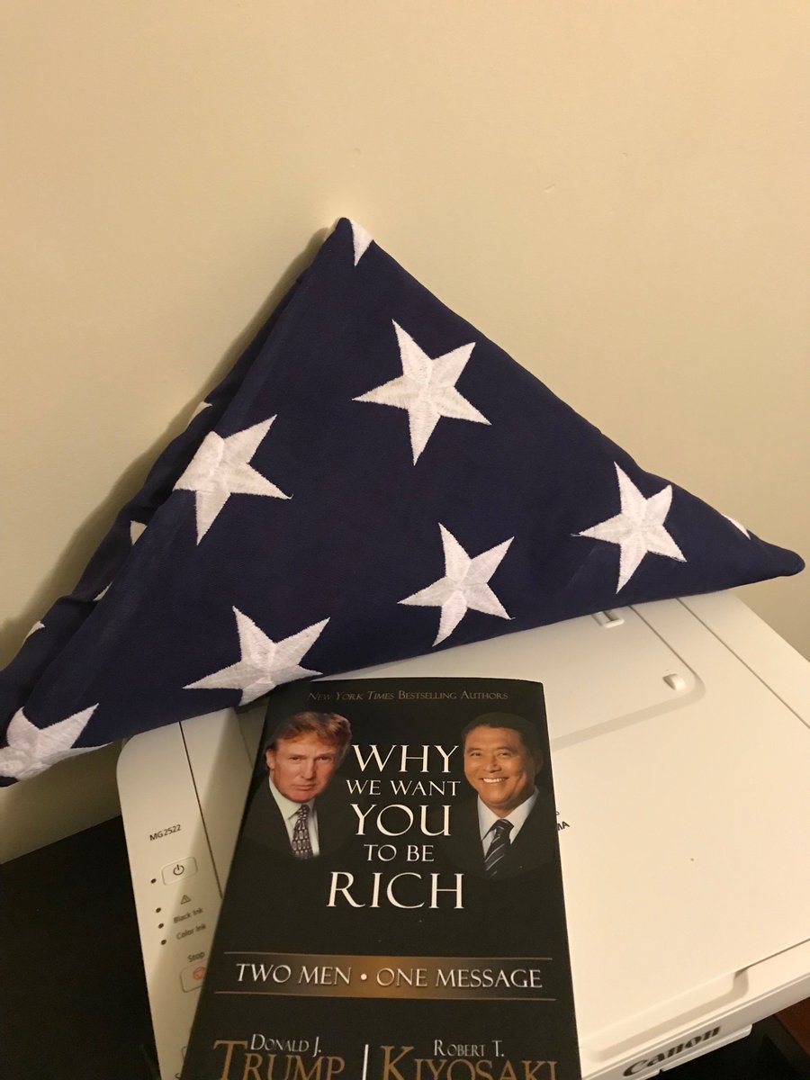 creidleader's tweet image. #Memphis #MayorMemphis #MemphisCoin #MayorMemphisTwitter My dad served in the United States Military Memphis citizens! #TrueStory #Personal