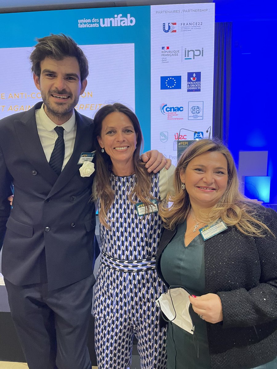 vcervieri's tweet photo. Happy birthday Unifab @UNIFAB #FEPI @cm_lawyers https://t.co/V6Bf4fK8vh