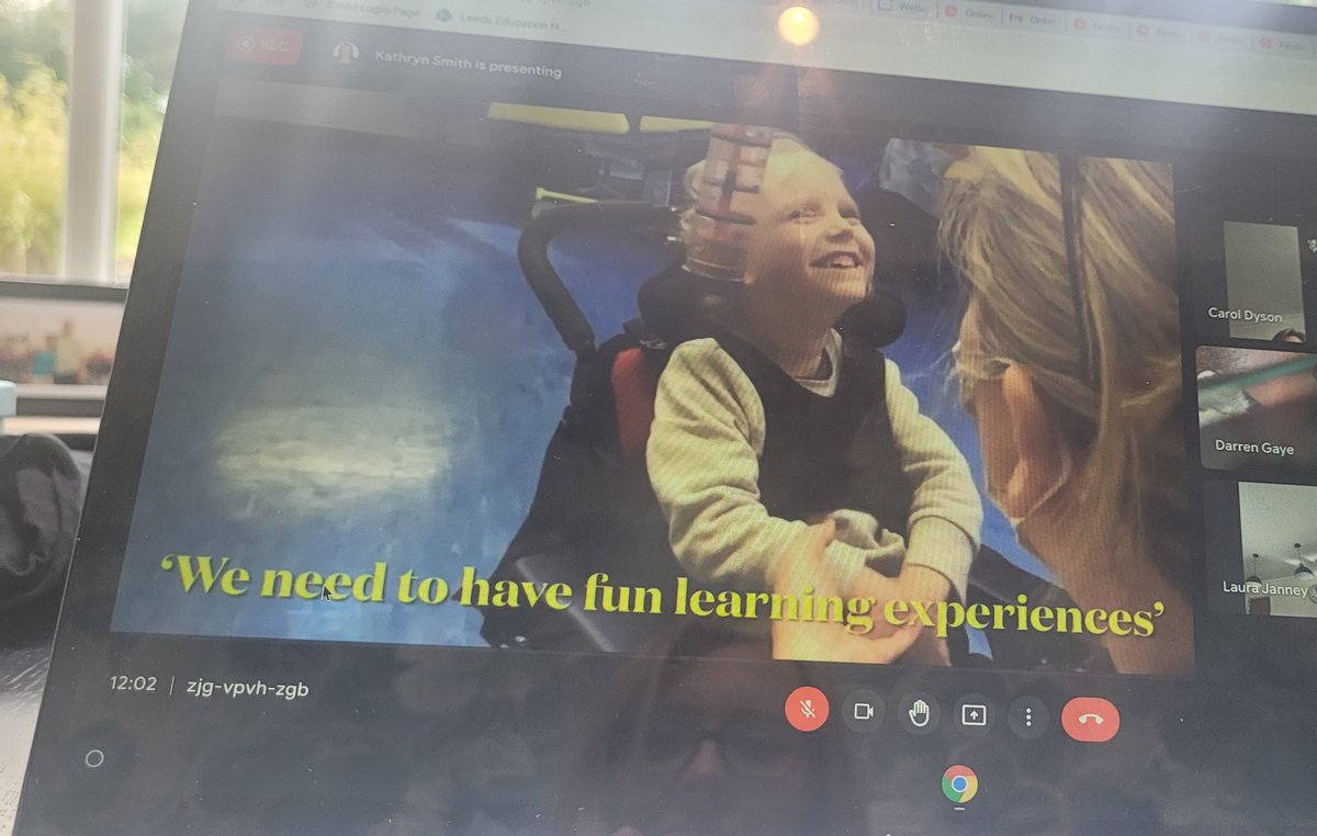 PennyField2021's tweet photo. Our Communication and Interaction Leader @RachelH82471802 leading a brilliant session focusing on Makaton, Intensive Interaction and Sensory Awareness ππ #WATFEST2022 #CommunicationAndInteraction #Makaton #IntensiveInteraction #SensoryAwareness #SEND #PMLD https://t.co/4kNpdWl2zq