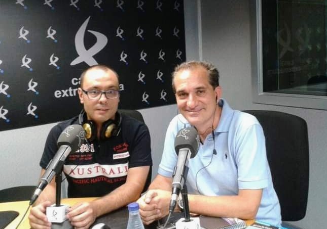 A las 14:30 (ahora se emite a esa hora los fines de semana y a las 19:30 de lunes a viernes), tal día como hoy hace 15 años, arrancaba en <a href="/cextremadura/">Canal Extremadura</a> Radio 'Minuto 30' con <a href="/felipedelkas/">felipe del castillo</a> y un servidor en la presentación y <a href="/moisestejed/">Moisés Tejedor D.</a> en la producción. Seguimos...