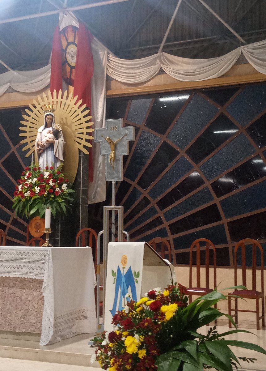 JussamiaR's tweet photo. Dia de Nossa Senhora Rainha do Sertão. 👑🙏 

#Quixadá 
#Ceará https://t.co/HHytBqmCjd